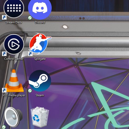Splitgate's tweet image. Following anyone who still has the old school Splitgate shortcut on their desktop 👀