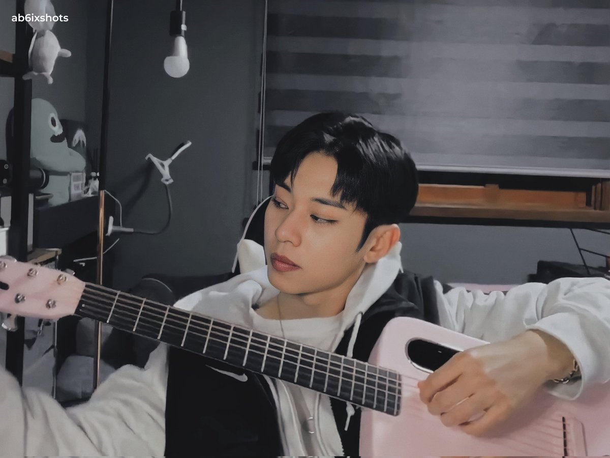 ab6ixshots's tweet photo. #김동현 #KIMDONGHYUN
#에이비식스 #AB6IX https://t.co/xb5X6Q7Mlr