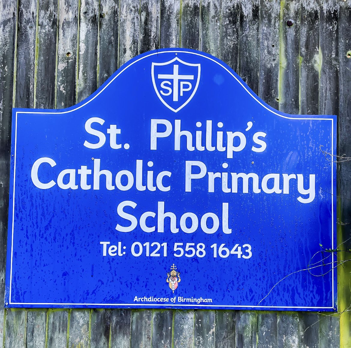 Leah_Megan1's tweet image. Brilliant morning filming our last video case study for the week! Amazing work @STP_School have been doing for the Rainbow Warriors programme and how they adapted and developed the programme to tailor it to their school. 

#BlackCountryRainbowHour
#EverydayYourWay