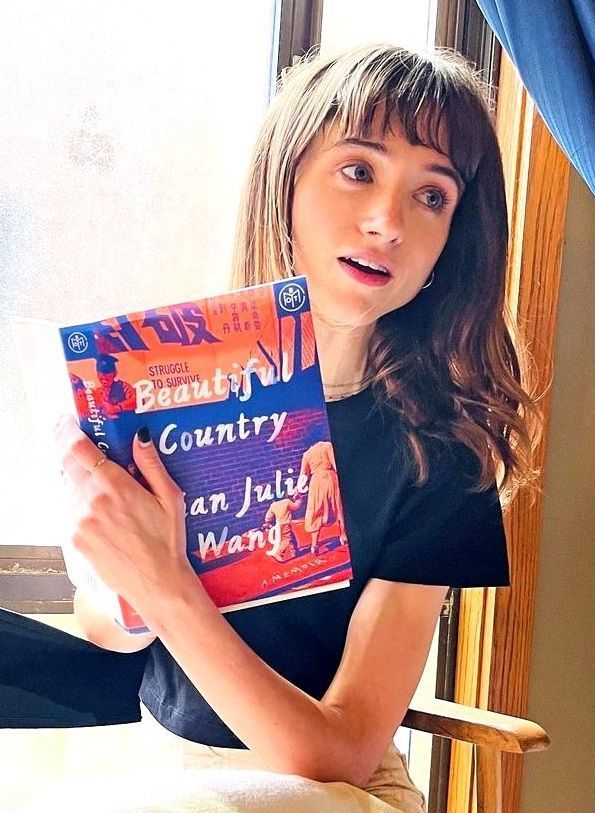 StrangerNews11's tweet photo. Happy 27th Birthday Natalia Dyer...❤️📸🎂 #StrangerThings4 https://t.co/S4F1tyAJKm