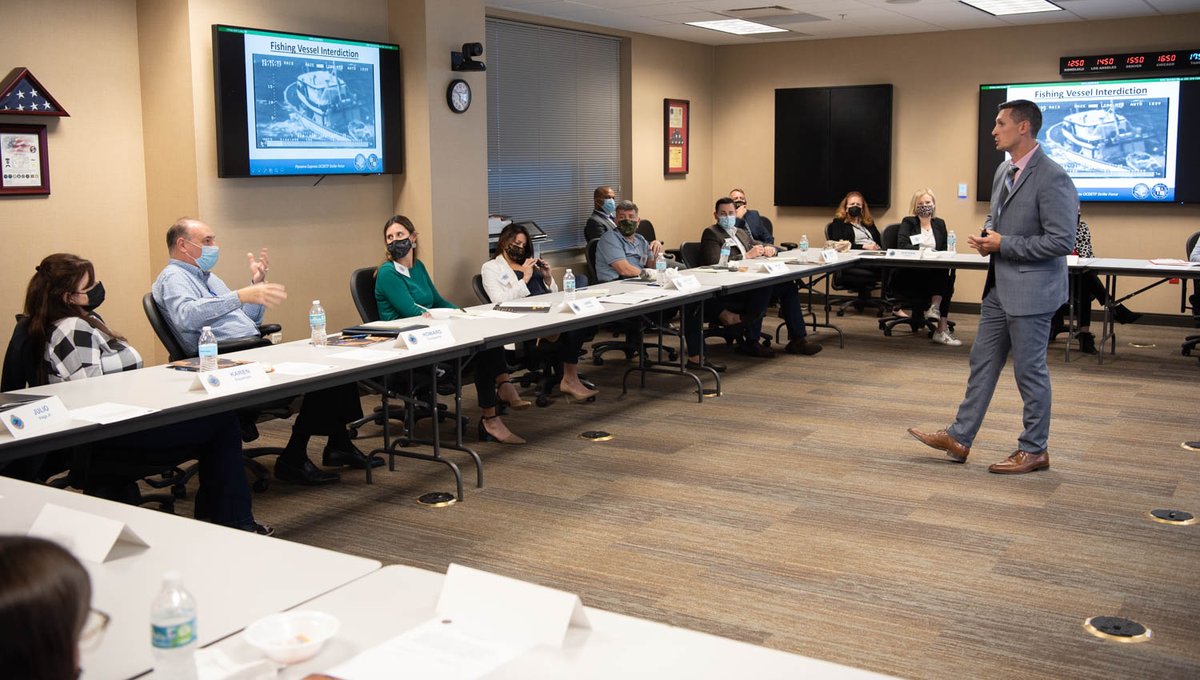 Welcome #FBI Tampa Citizens Academy 2022 Class! We kicked-off the 8-week program with introductions and presentations on #recruitment and our work with federal partners to combat transnational drug trafficking. We appreciate these community leaders for their interest in the FBI!