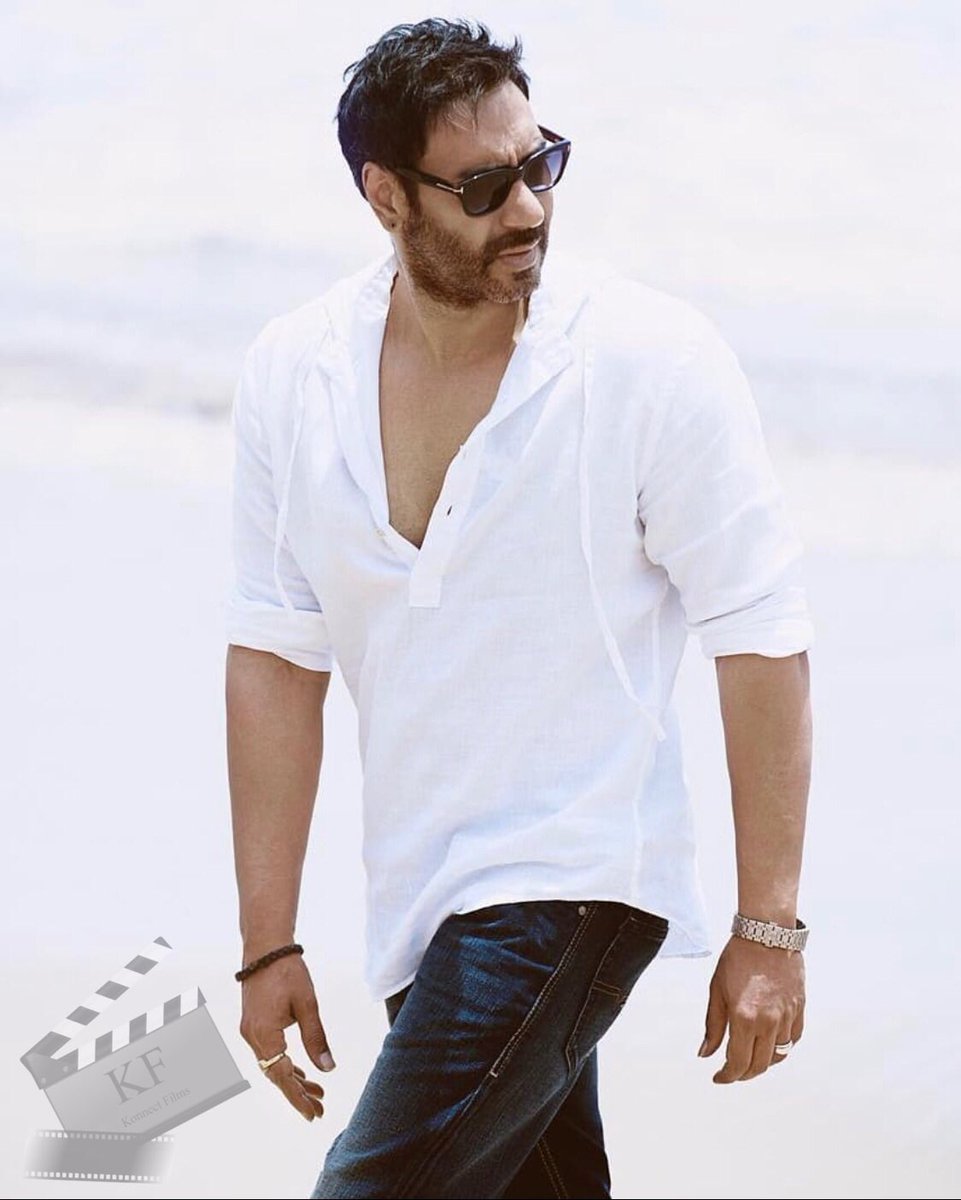 KonnectFilms's tweet photo. #AjayDevgn to play the lead role in the official remake of Tamil Hit, #Kaithi. The Hindi remake is directed by #DharmendraSharma and is titled #Bholaa. All set to release in 2022 #MovieUpdates #Entertainment #KonnectFilms https://t.co/Yd45vkdcIm