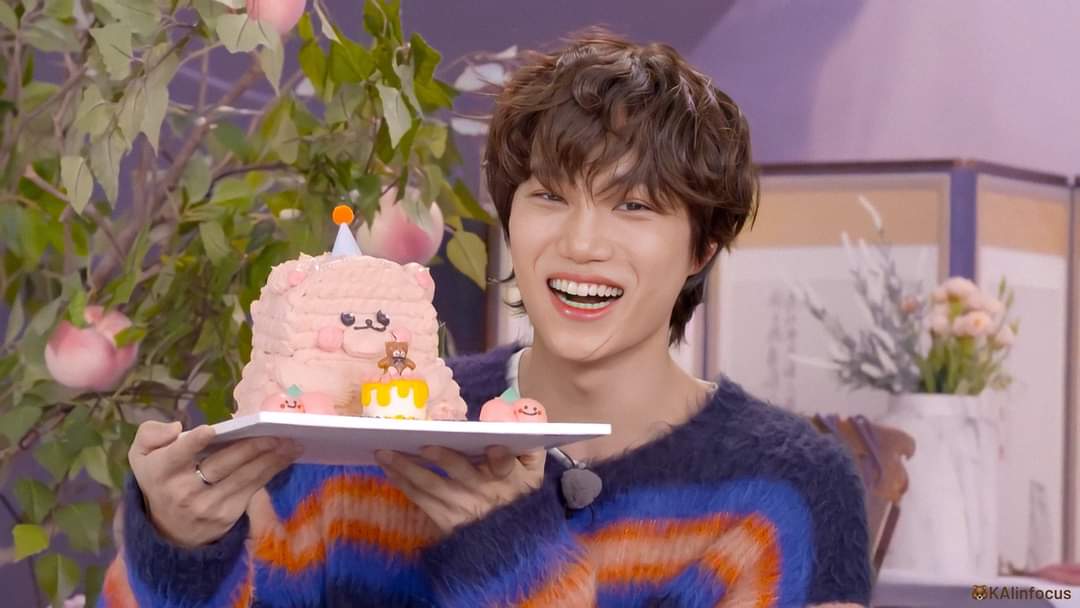 CosmicWitch14's tweet photo. HAPPY BIRTHDAY KIM JONGIN 

#HappyKAIDay
#AllRounderKAIDay 
#EXO #KAI #jongin @weareoneEXO https://t.co/nZHJJhIJy3