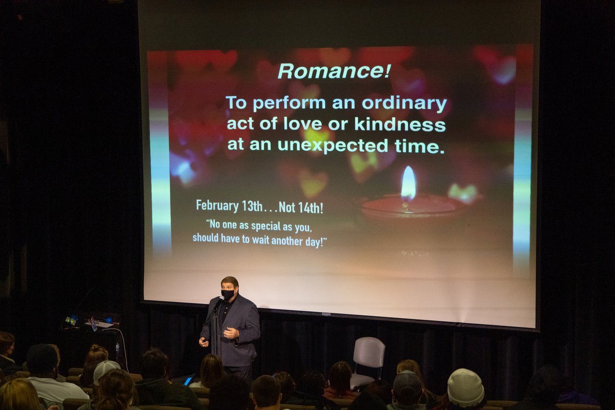 JacketCareers's tweet photo. #JacketDays22 Day 1 Recap:
We closed out our sessions yesterday with our keynote speaker David Coleman aka "The Dating Doctor". We were fortunate to have David here to speak with our students about relationships, perseverance, showing up, humility, and a variety of other topics. https://t.co/4ZltUoWiaW