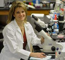 UNeurobiology's tweet photo. Congratulations to Dr. Alecia Gross on her selection as a FARVO, Fellow of the Association for Research in Vision and Ophthalmology! https://t.co/cTrG36AWZn