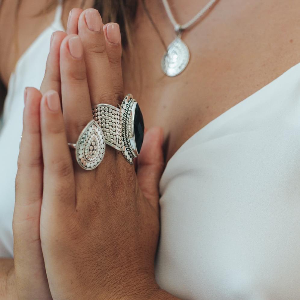 »»--❥--» SPECIAL PROMOTION ☾✧| GYPSY SOUL RINGEN

Met Aqua Blue Chalcedony, Turquoise, Red Tiger Eye en Blue Tiger Eye- Shop nu deze items MET KORTING!
Van EURO 99,95 nu voor EURO 59,95

closetozen.com/nl/sale.html