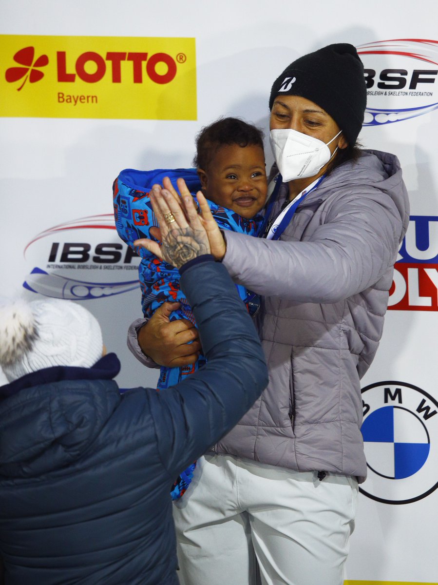 WomensSportsFdn's tweet image. Time for some serious girl power! We're pumped to announce 14 new recipients of our Power of She Fund: Child Care Grants in partnership with @allysonfelix and @Athleta! These grants are awarded to elite mom-athletes to help with child care costs, so they can focus on training.