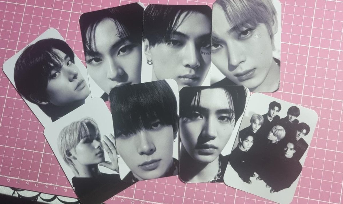 LuminyStore's tweet image. Aliás, os kits do Enhypen já estão disponíveis para compra na Shopee!!

- NO Ver: shopee.com.br/Kit-de-photoca…

- Yet Ver: shopee.com.br/Kit-de-photoca…