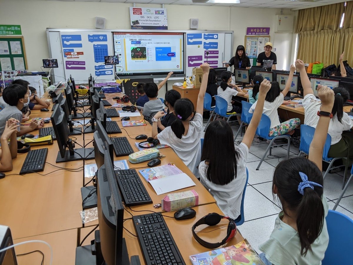 Teachers! The do your :bit challenge is now open. Your students have until 15 July 2022 to submit their ideas

Find out how to take part in the challenge with our simple guide microbit.org/projects/do-yo…