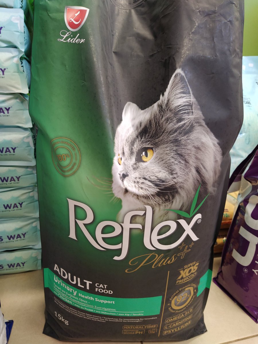 O Elvis κ όλα τα γατούδια στη γατοαποικια που φροντίζουμε, ευχαριστούν πολύ για τις τροφές που μας στέλνετε❤️ Συνεχίζουμε τις προσπάθειες να βρεθεί σπίτι για τον κούκλο. Είναι περίπου 2 ετών, στειρωμένος κ η αποκλειστική σοφέρ θα σας τον φέρει με τα δωράκια του. Περιοχή: Αθήνα