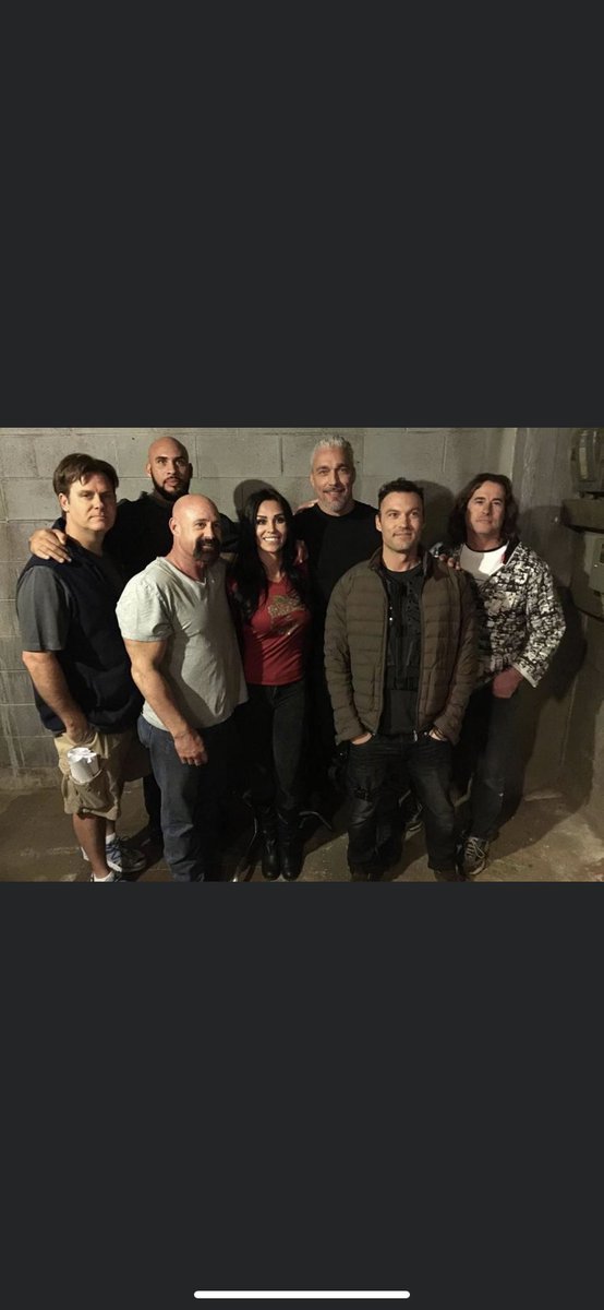JamesZahnd's tweet photo. Fun times with great people on #cross2 #brianaustingreen #dannytrejo #vinniejones #jasonscottjensen #davereaves #patrickdurham https://t.co/DrREXcmRiy