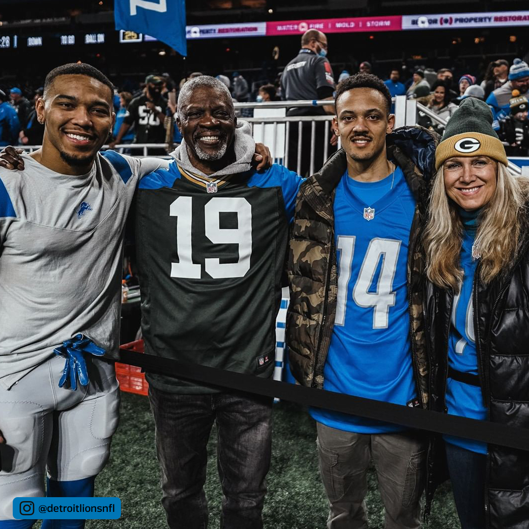 Sonntagsausflug bei Familie St. Brown! 😍📷 @amonra_stbrown @Equanimeous (via @Lions, @packers)