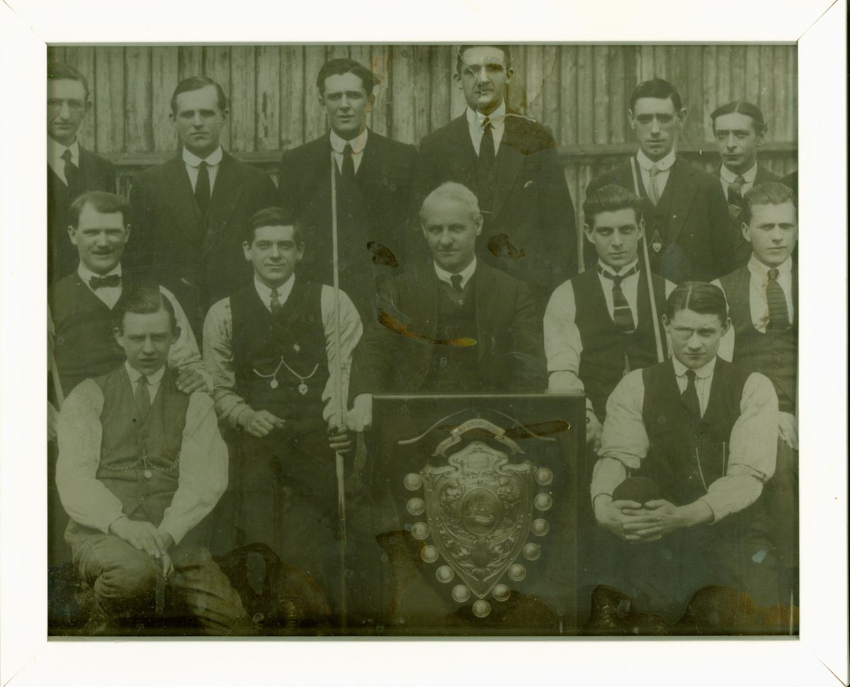 TheWireWorks's tweet photo. Warrington’s wireworks were communities with clubs &amp; activities. Below is the Rylands Brothers’ snooker team, early 20th century. One player has lost an eye, a frequent occurrence in factories. #ThrowbackThursday https://t.co/4IJwOuMQsG