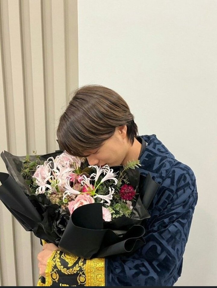 İyiki doğdun aşk adam 💛

HAPPY KAI DAY 
#HappyKAIDay
#AllRounderKAIDay 
#종인아생일축하해 
#너의모든날들을사랑해_종인아