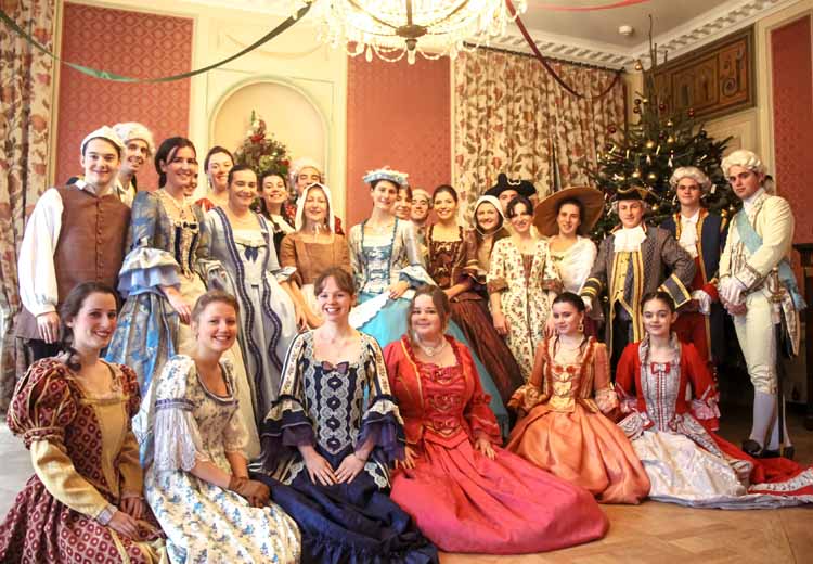 🤩 Mathilde Gadeyne est la présidente de l'association Héritages (<a href="/heritagesasso/">Héritages</a>), qui a pour vocation de faire (re)découvrir le #Patrimoine aux jeunes, notamment par le biais d'évènements !
Découvrez son parcours et ses projets pour l'association. 
👉bit.ly/3A3R9nKheritag…