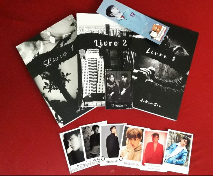 KaiSooBook's tweet photo. Aniversário do nosso Kaisoo chegou e por isso, decidimos comunicar:
Temos intenção de relançar o Box, todavia, não temos o PDF com sangria pra enviar pra a gráfica. É literalmente só isso q falta. 
Se vc quiser, souber e puder fazer a sangria, nos chama na DM pra fazer acontecer https://t.co/zPqkFMsRwr