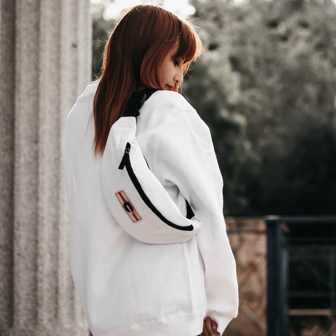 📸 @arrebolaphoto #streetstyle #themantisbrand #urbanstyle #modaurbana #estilourbano #winter #streetwear #enero #fashion