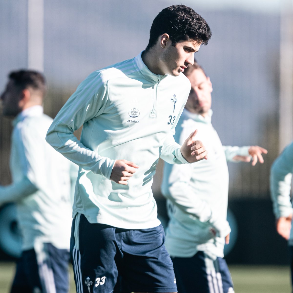 Sol, adestramento e canteira, #BoXoves! ☀️😊

#RCCelta #CidadeDeportivaAfouteza