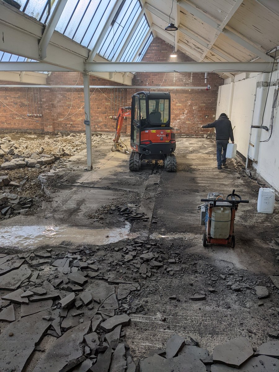 Bradford Laser (@laserbradford) on Twitter photo So much going on today in the #Newbuild. Flooring, <a href="/artisansecurity/">Artisan Security</a> with the roller shutter, decorators, plumbers, carpet fitters.!! So much going on today in the #Newbuild. Flooring, <a href="/artisansecurity/">Artisan Security</a> with the roller shutter, decorators, plumbers, carpet fitters.!!