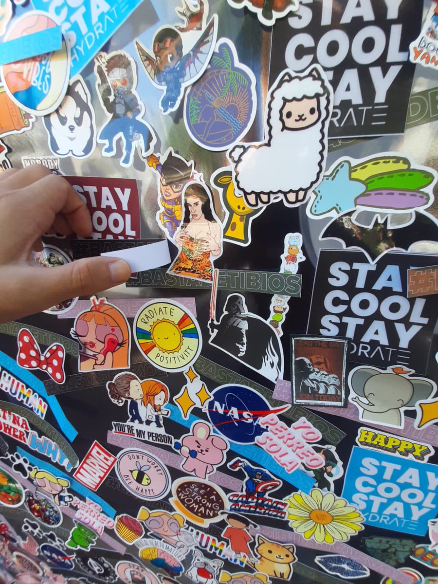 OniriaTBWA's tweet photo. Veni a llenar tu @hydrateco de stickers 📍San Martín casi Molas López https://t.co/FUFWBoLeER