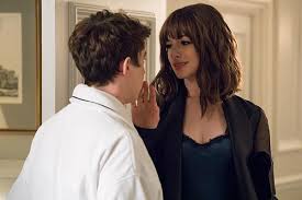 asioigle2013's tweet photo. #TimadorasCompulsivas #TheHustle 

Ayer vi esta comedia y me encanto super divertida 😍😍😍👏👏👏
Dos estafadoras profesionales, a cual más diferente. Una de ellas es elegante y sofisticada (Anne Hathaway), la otra en cambio es tosca y algo chabacana (Rebel Wilson). https://t.co/rjRuCVUkCS