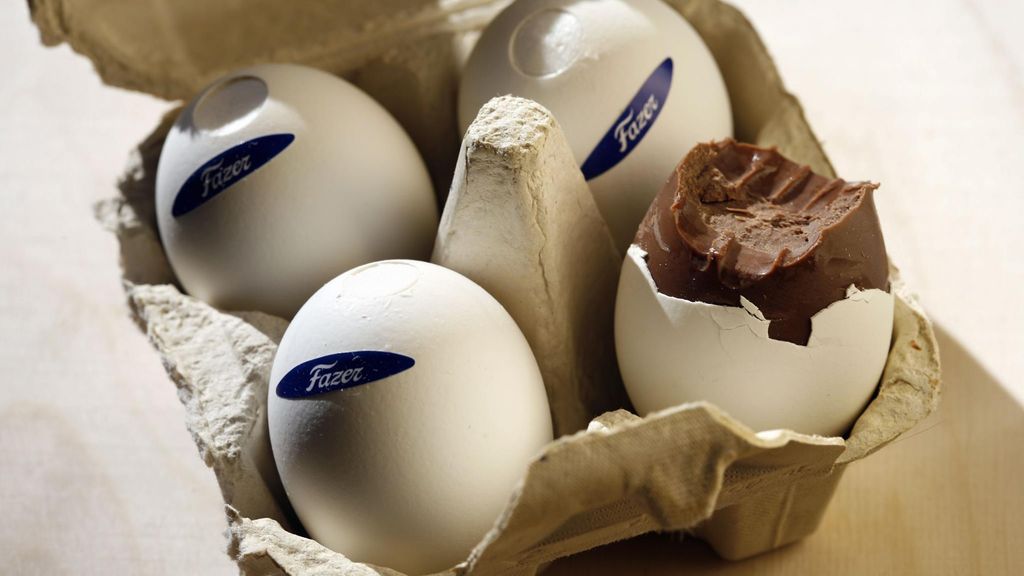 Финская пасха 2024. Шоколадные яйца Фазер. Шоколадное яйцо fazer mignon. Шоколадные яички. Шоколадные пасхальные яйца.