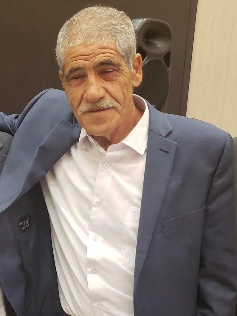 Qusra's tweet photo. اعتقلت قوات الاحتلال الليلة الماضية كل من :
- محمود عبد الرحمن عبد الرحيم ابو ريده 
- نعمان عبد الحميد سالم حسن
- براء نعمان عبد الحميد حسن
- عاصم فوزي فايز حسن https://t.co/mcU0jByBPq