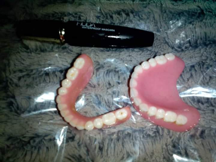 NailaNikky's tweet photo. @KingDon_za You better order them in advance coz wow soon she will break all your teeth😋 https://t.co/6gdqbm2hIh