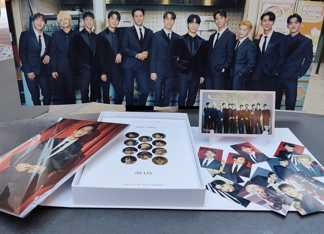 AMOPE_COMPANY's tweet photo. [THE FACT SEVENTEEN PHOTOBOOK : YOU ARE IN US] Pre-order now!

SEVENTEEN, the Artist of the Year award and the World Best Performance Award at the 2021 The Fact Music Awards!
A Special Photo Book with sophisticated and chic suit photographs and [Attacca] comeback stage special. https://t.co/RzBJ6vKIAV