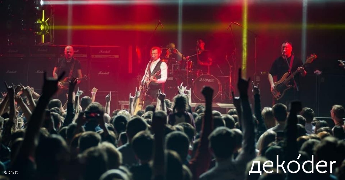 „Ein Songschreiber darf politische Themen nicht meiden.“: Lavon Volski ist eine Legende der belarussischen #Rockmusik. In einem Interview, das wir in zwei Teilen veröffentlichen, erklärt er den Kulturwiderstand gegen Machthaber Alexander Lukaschenko.
dekoder.org/de/article/lav…
