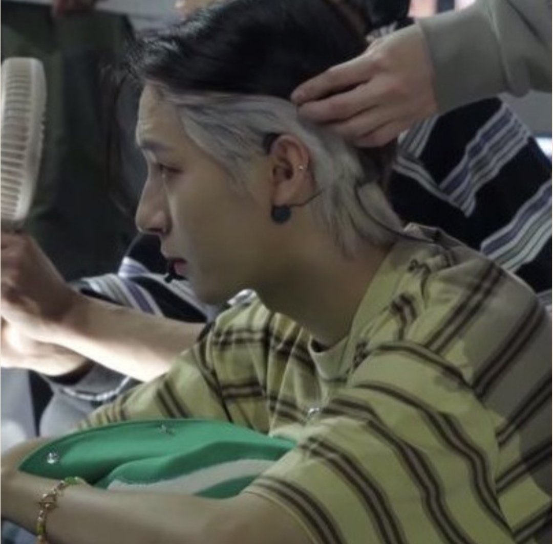 นี่ไม่ใช่มุมข้าง นี่มุมหล่อ