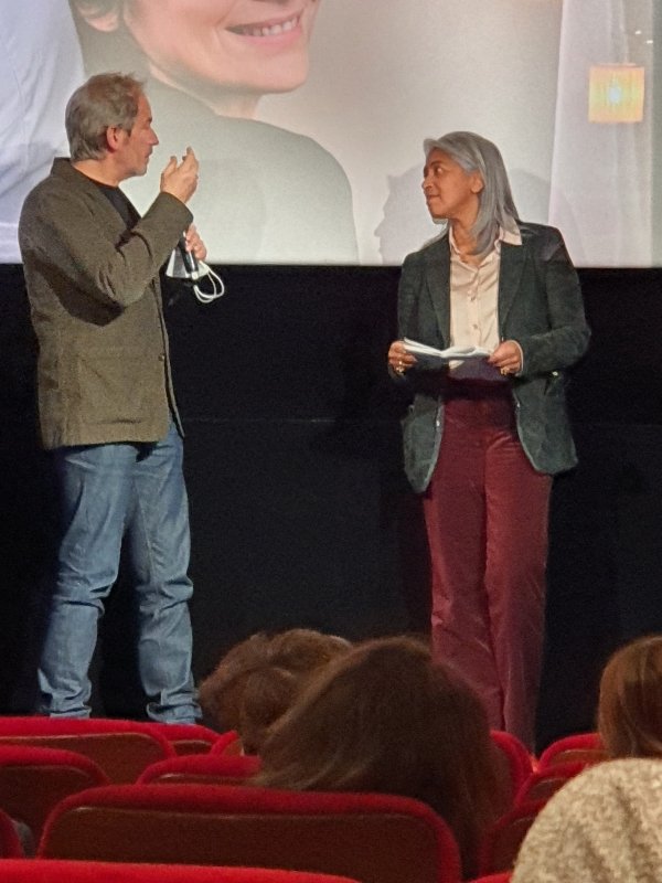 rogerlacanv's tweet photo. Avant-première hier soir #TendreEtSaignant #ChristopherThomson @lesfilmsducap_ organisée par @France_UNESCO @clubtablefr @confboucherie puis débat avec #ChristopherThomson @ggomez_chef @jfguihard
Bons produits, bon cinéma, bel artisanat 🇨🇵 au patrimoine immatériel @UNESCO https://t.co/eniArmmReS