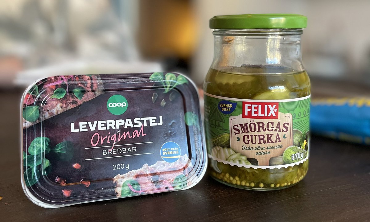 F I L L E tweet media