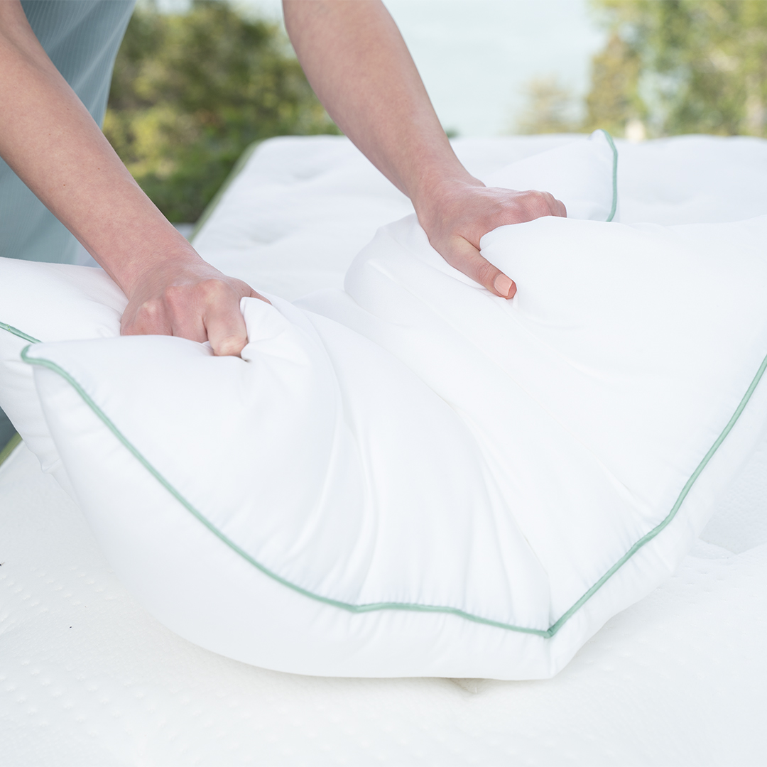 ☁️Rebound quickly, still stay in shape well after a night's sleep. Let's enjoy good #sleep together!
.
.
#novilla #novillahome #novillamattress #pillow