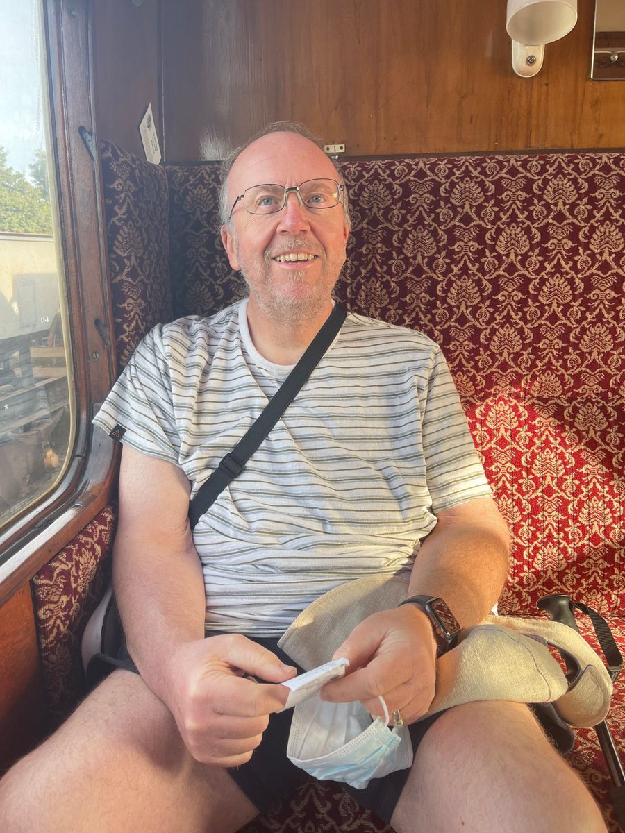 CarolinePittSW's tweet image. Martin from #Halesowen is now living a fuller life &amp;amp; has taken back control having lost a life changing 8 1/2 stone with @SlimmingWorld &amp;amp; is now a trendy grandad!! #mentaltoughness #tastethefreedom #slimmingworld @HelenAttwood11 @birmingham_live @ExpressandStar @StourbridgeNews