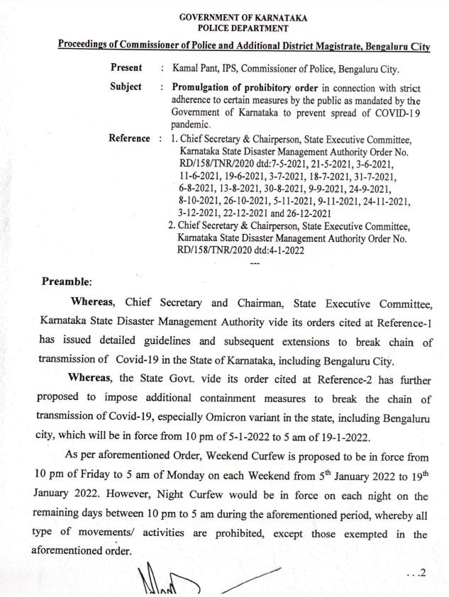 CPBlr's tweet photo. KIND ATTN📢:

In view of the rising #Omicron cases, Govt of Karnataka has imposed a Weekend Curfew (Friday 10 PM to Monday 5 AM) on each weekend till Jan 19, 2022. 

Night Curfew (10 PM to 5 AM) would also be in force on the remaining days. (1/2) https://t.co/ZZmRPNyeiz