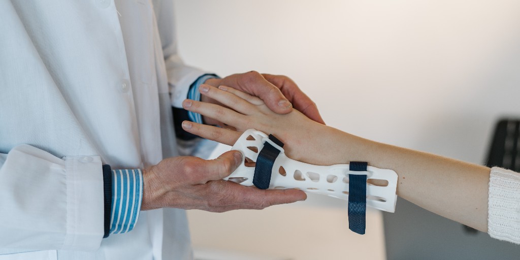 We currently are taking applications for the Level 3 Prosthetic and Orthotic Technician Apprenticeship, starting in May 2022.

If you are interested in becoming a qualified Prosthetic/Orthotic technician, head over to our website: ow.ly/I2Xo50HnrIB

<a href="/BAPO2/">BAPO</a> <a href="/OrthoticNetwork/">Nicky Eddison</a>
