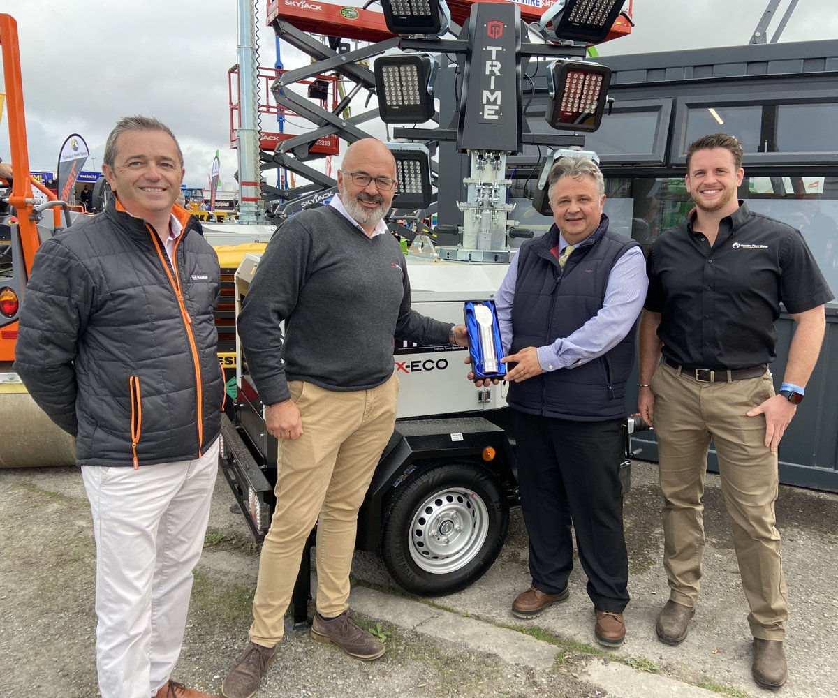 Plant Planet (@plantplanetuk) on Twitter photo Teamwork makes the Dream Work! 🏆
<a href="/glendunplant/">Glendun Plant Sales</a> presented with a trophy to celebrate all their successes with <a href="/TrimeUK/">Trime UK</a> having over 150 Trime manufactured products sold in 2021!👏
Read today at Plant Planet! ⬇
plant-planet.co.uk/2022/01/06/nor…
#ConstructionNews #MachineryNews #DreamTeam Teamwork makes the Dream Work! 🏆
<a href="/glendunplant/">Glendun Plant Sales</a> presented with a trophy to celebrate all their successes with <a href="/TrimeUK/">Trime UK</a> having over 150 Trime manufactured products sold in 2021!👏
Read today at Plant Planet! ⬇
plant-planet.co.uk/2022/01/06/nor…
#ConstructionNews #MachineryNews #DreamTeam