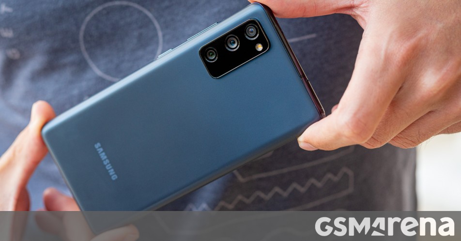 Samsung Galaxy S20 FE Exynos model receiving Android 12-based One UI 4, unlocked Galaxy Note20 gets it in the US dlvr.it/SGd6lr