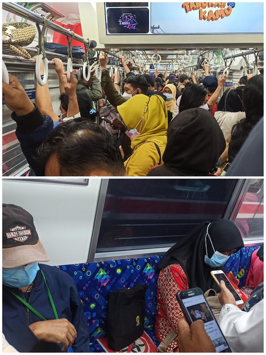 Phie_2710's tweet photo. Tanda silang ditempat duduk lebih berguna kalau dilepas. Yang duduk diberi jarak, yang berdiri rapet banget.

Beginilah suasana krl @CommuterLine pagi dan sore hari. https://t.co/Frl5bm5AEe