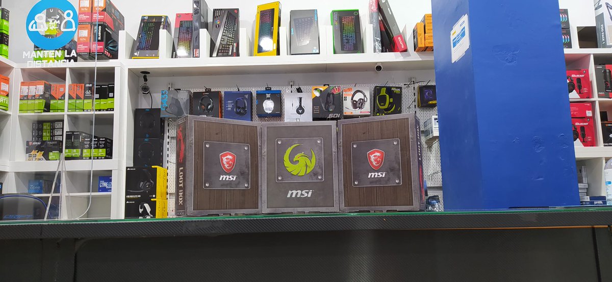 defconshop's tweet photo. Y por supuesto nosotros también queremos ser unos Reyes magos y no nos olvidamos de vosotros, y por ello sorteamos 3 secret loot boxes!
Para entrar en el sorteo tenéis que:

Darnos un pequeño follow junto a un RT

El Sorteo acabará día 13/01 y daremos a los ganadores por las RRSS https://t.co/F8MQefOJP7