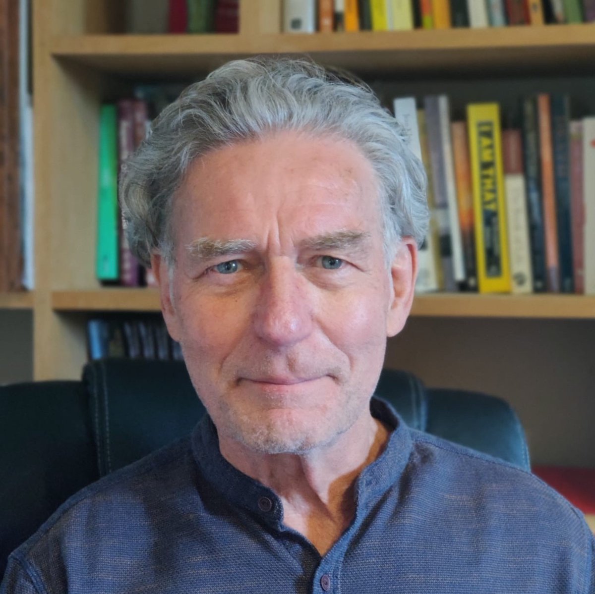 “Our relationship with ourselves is the basis for our relationships with others. How we relate to ourelves determines how to relate to others” 

Tonight <a href="/WestM61/">Michael West</a> will guide a meditation 7.30-8.00 PM

Please join &amp; email: icc@ccmm.care
@rachnachowla <a href="/Regan1Caroline/">CarolineORegan</a> <a href="/MeganReitz1/">Megan Reitz</a>