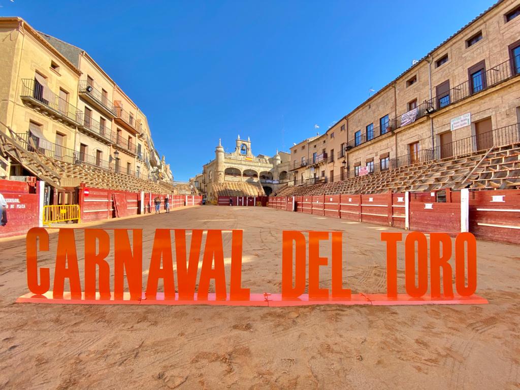 Carnavaldeltoro.es tweet media
