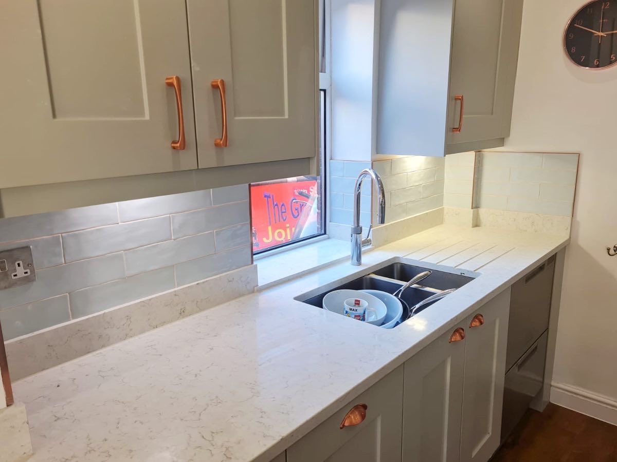 A lovely project to start the New Year! 
These beautiful antique mirror tiles and blue metros were recently installed for a customers kitchen in Cookham.