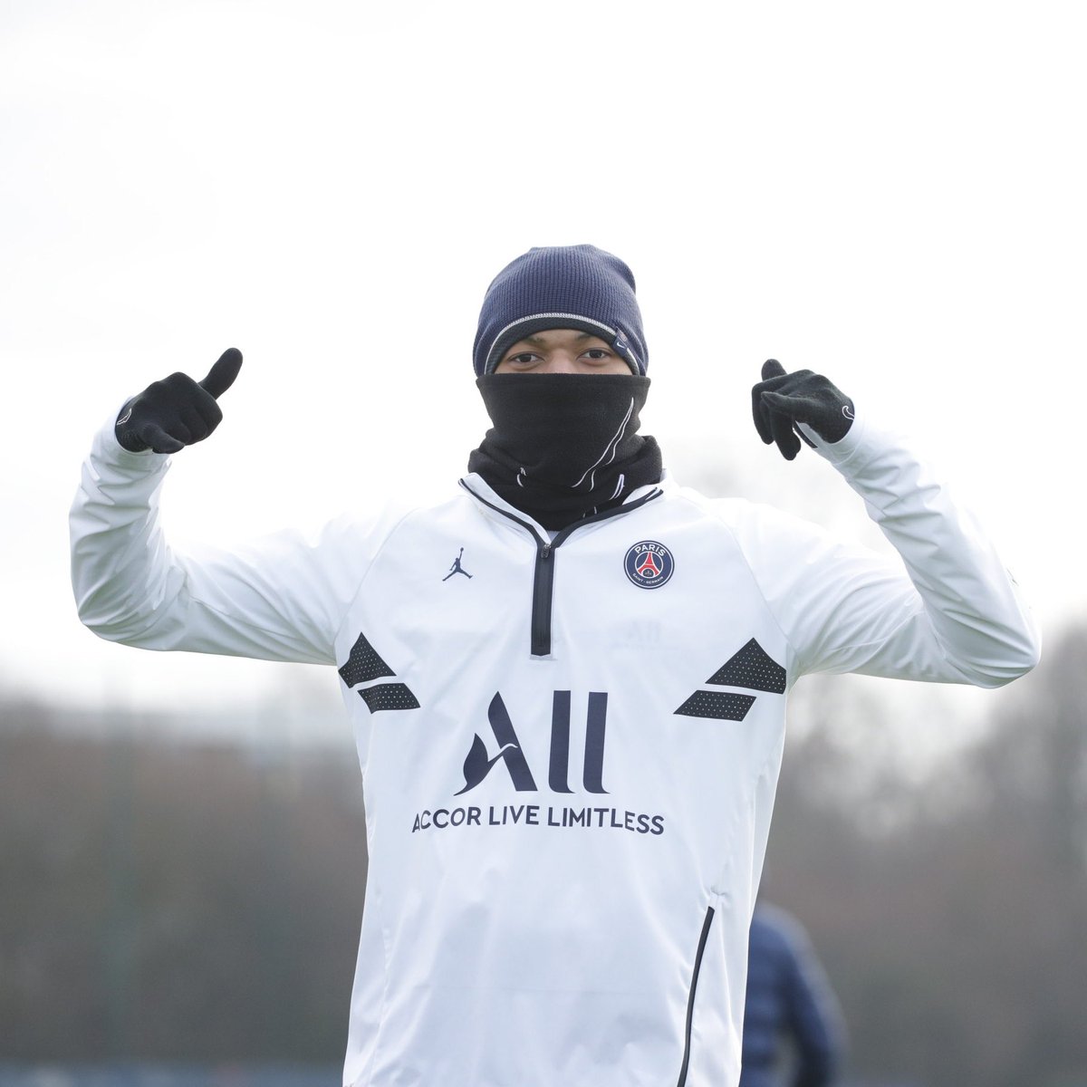 PSG_inside's tweet image. 🥶🤙 @KMbappe