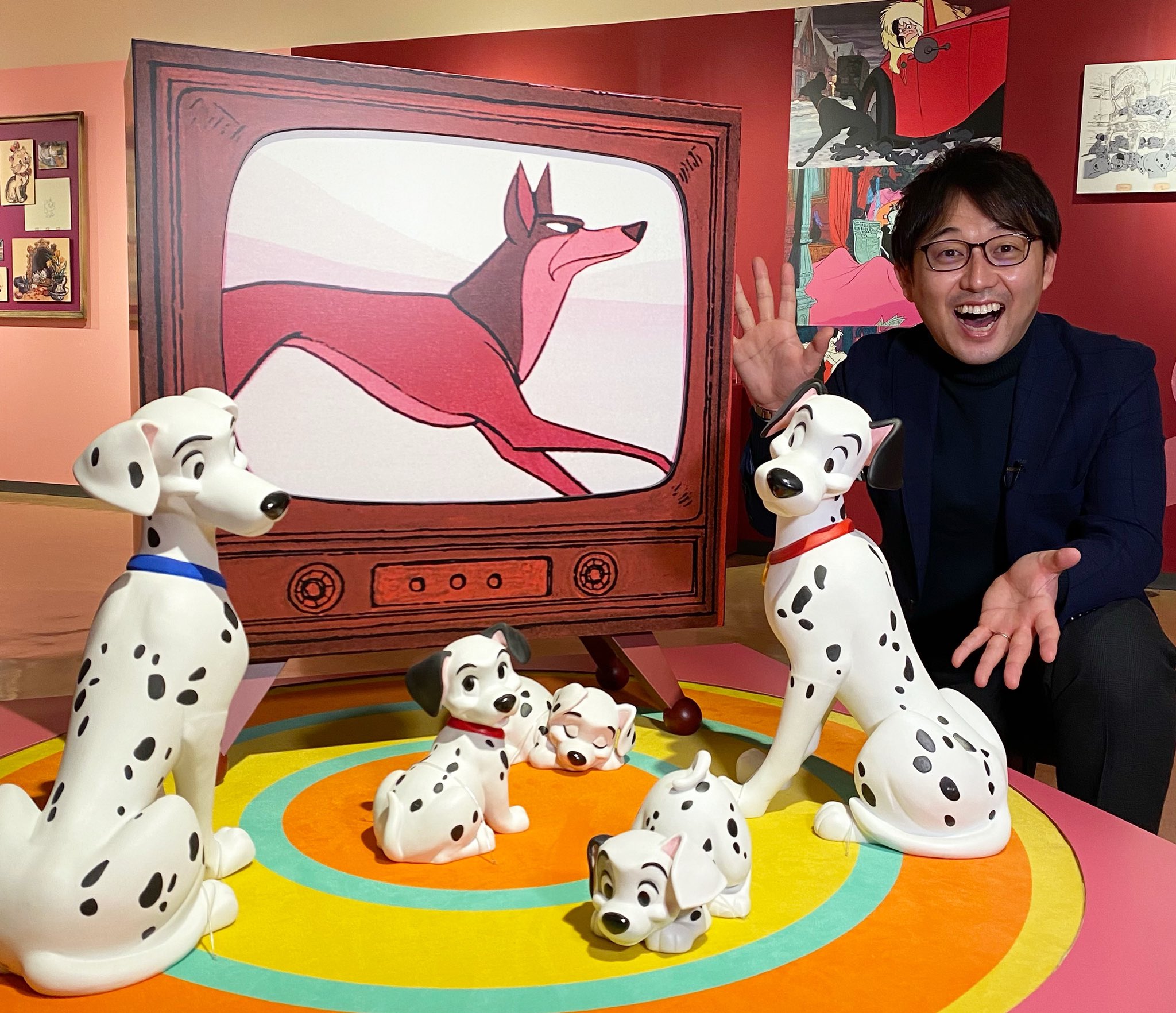 Stvイベント 明日1 7 金 放送 どさんこワイド179 で ディズニー キャッツ ドッグス展 を ご紹介します お楽しみに 放送は変更になる可能性があります ディズニー キャッツドッグス展 札幌三越 岡崎和久 写真撮影時のみマスクを外してい