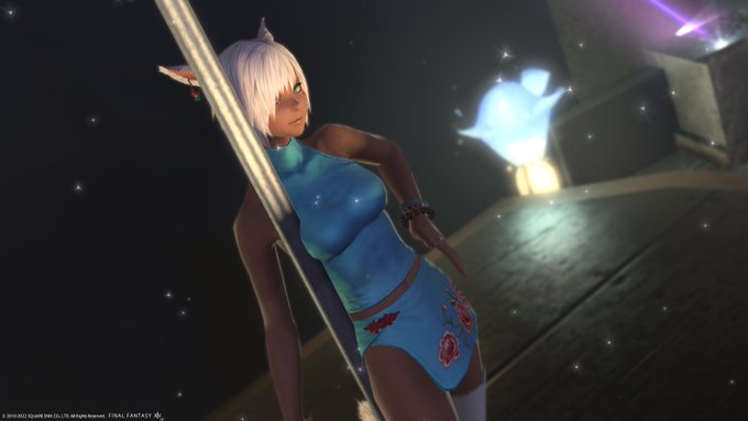 しろろさんの部屋を借りてSS
バイト服のフレアさん 