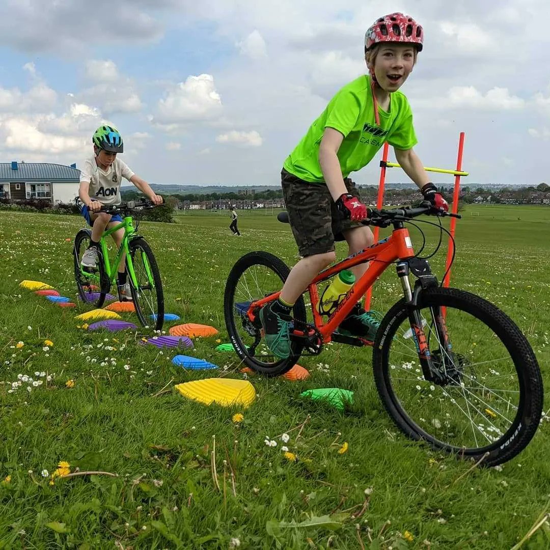 sitwellcc's tweet photo. BACK THIS WEEKEND!

Weekly skills sessions for kids on Saturday mornings at Herringthorpe Playing Fields.

🚴🚴‍♀️🚴‍♂️🚴‍♀️🚴‍♂️
⁠
✅ Increase confidence
✅ Learn skills
✅ Make new friends
✅ Stay healthy
✅ Have fun
⁠
💚💛💚💛💚⁠
⁠
Booking link 👉🏻 https://t.co/BUi7rqOQns

#Rotherham https://t.co/cFGCAKyQFN