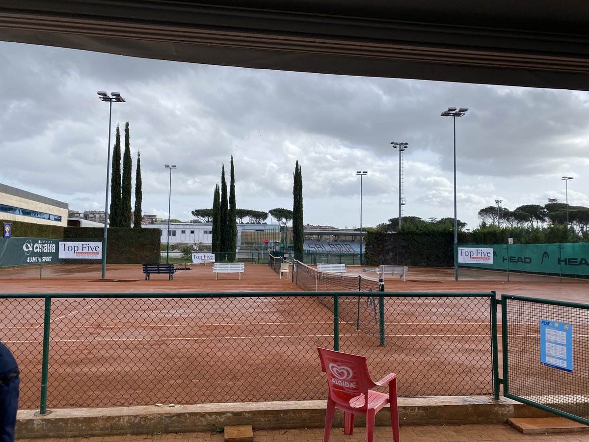 Lemonbowl1985's tweet photo. Match interrotti per pioggia

Aggiornamento risultati

🔵 De Vizia-Leti Messina (under 14) 0-0
🔵 Palanza-Galesi (under 14) 6-7 3-0
🔵 Paun- Pantò (under 10) 1-6 

#lemonbowl #lemon22 #tennis https://t.co/CeC2Yh2Bhc