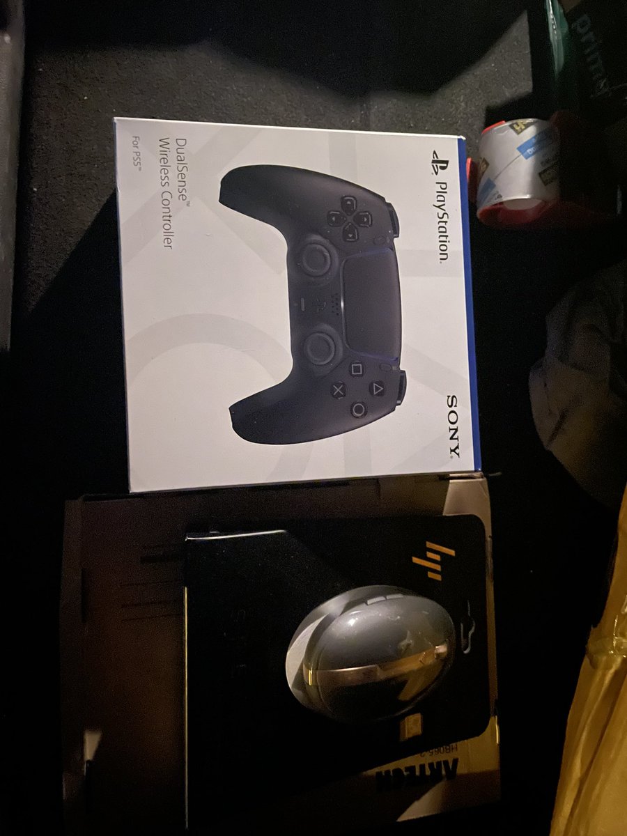 Dee0790733231's tweet image. @NegusConnects Tx man!! I received these items I bought on US Amazon yesterday in Koforidua. And goodness it was fast. In just 4 days I’ve received them at a very cool shipping price too. No chale you be too much👊🏽👏🏾 hey guys I strongly recommend @NegusConnects for your shopping